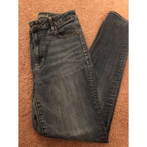American Eagle Super Hi Rise Jegging (size 10)
